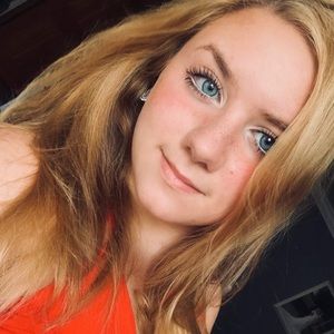 Meet your Posher, Jacqueline